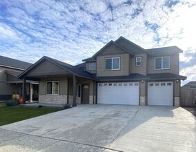 Building Photo - 2104 W Sunnyview Ln