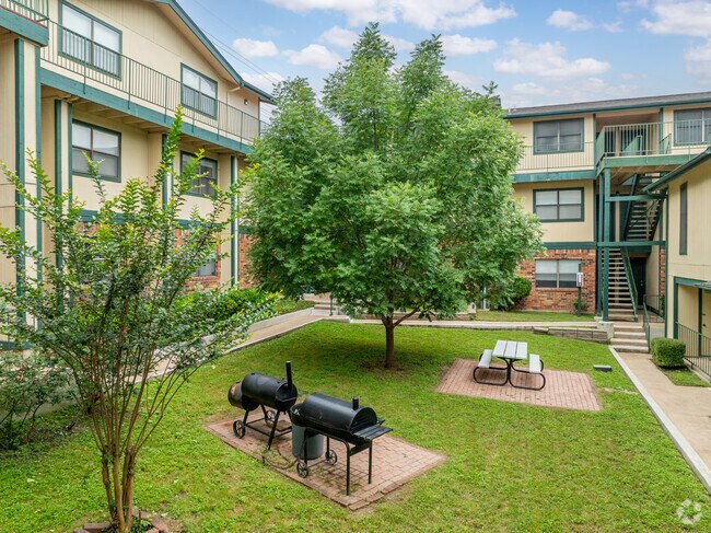 Área de parrilla - Cannon South