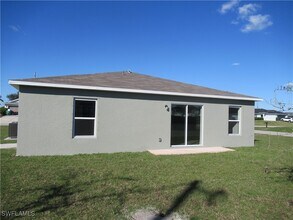 Building Photo - 22 NW 7th Terrace