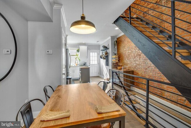 Foto del edificio - 2531 Collins St