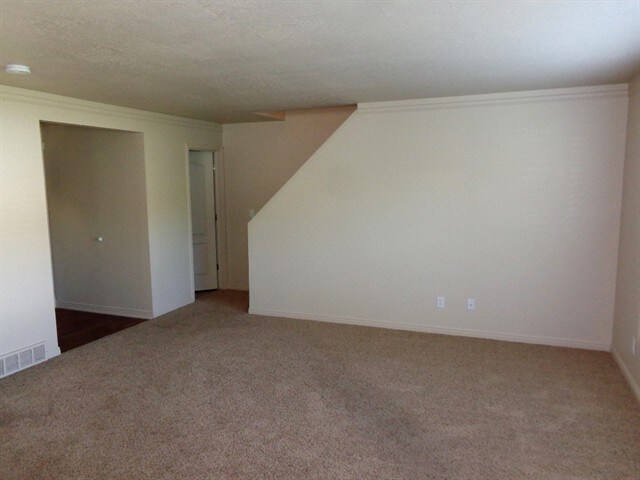 Building Photo - 809 S 125 E