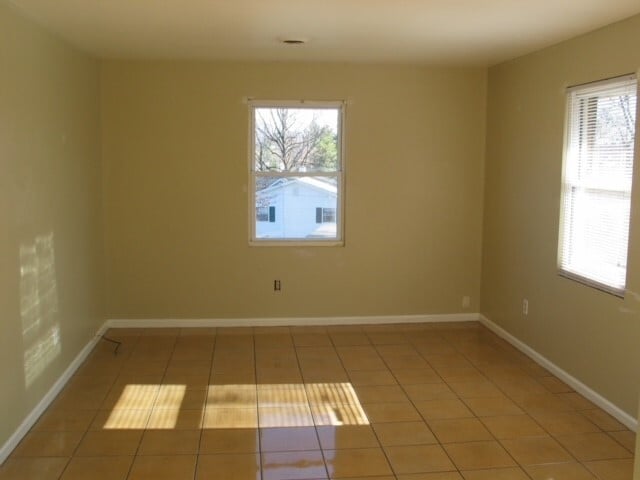 Foto del edificio - 1604 keswick Ave NE