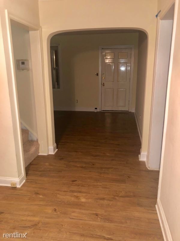 Foto del edificio - 3 br, 3 bath House - 5019 56th Ave