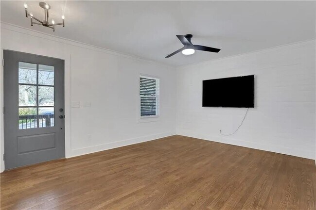 Foto del edificio - 1770 Crestridge Dr SE