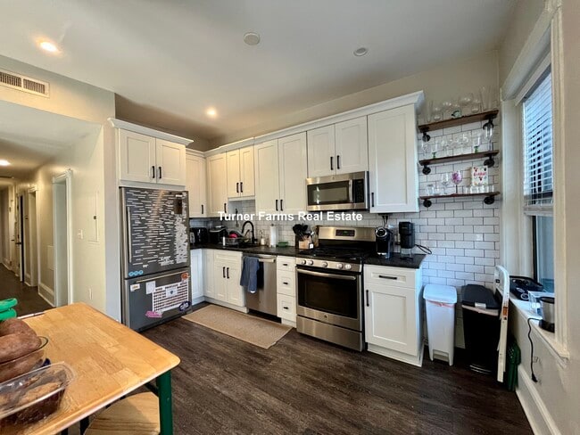 Foto del edificio - 1520 Tremont St