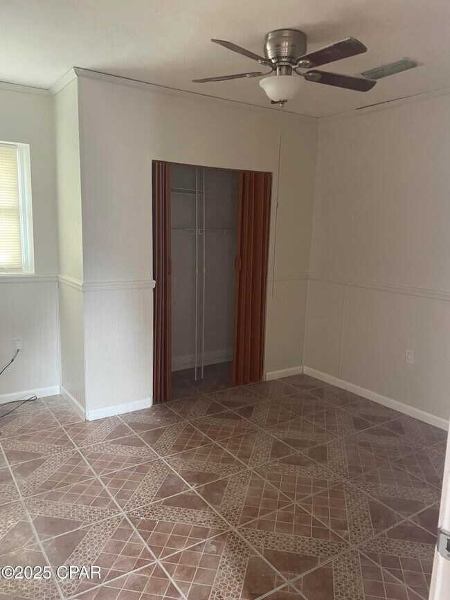 Foto del edificio - 102 Hershel Ct