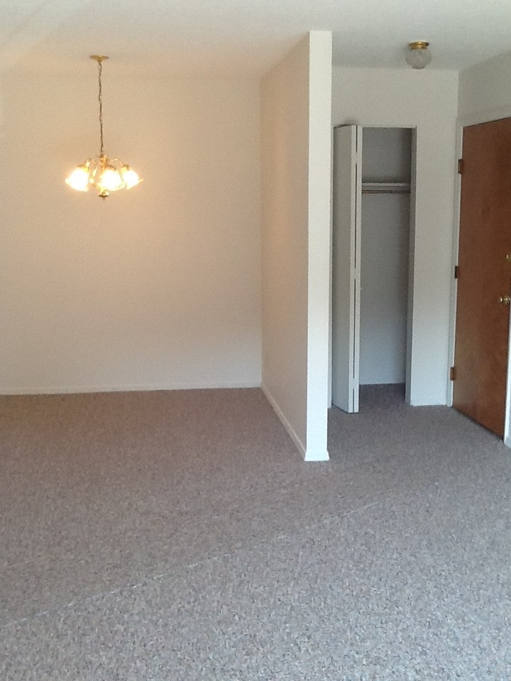 9614 Westport Rd, Louisville, KY 40241 Condo for Rent in Louisville