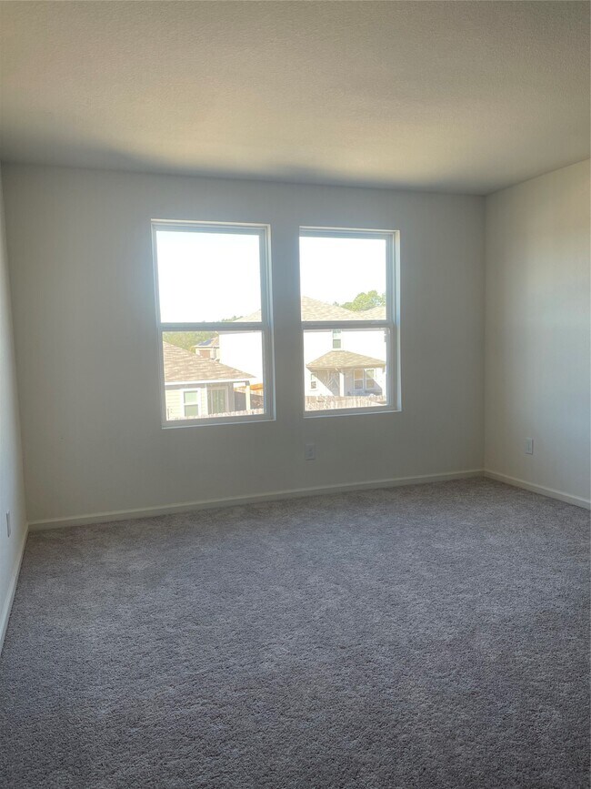 Foto del edificio - 14878 Calderon Dr