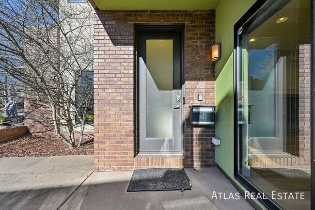 Foto del edificio - 2912 Perry St