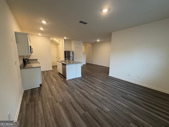 Building Photo - 1261 Fagiolo St