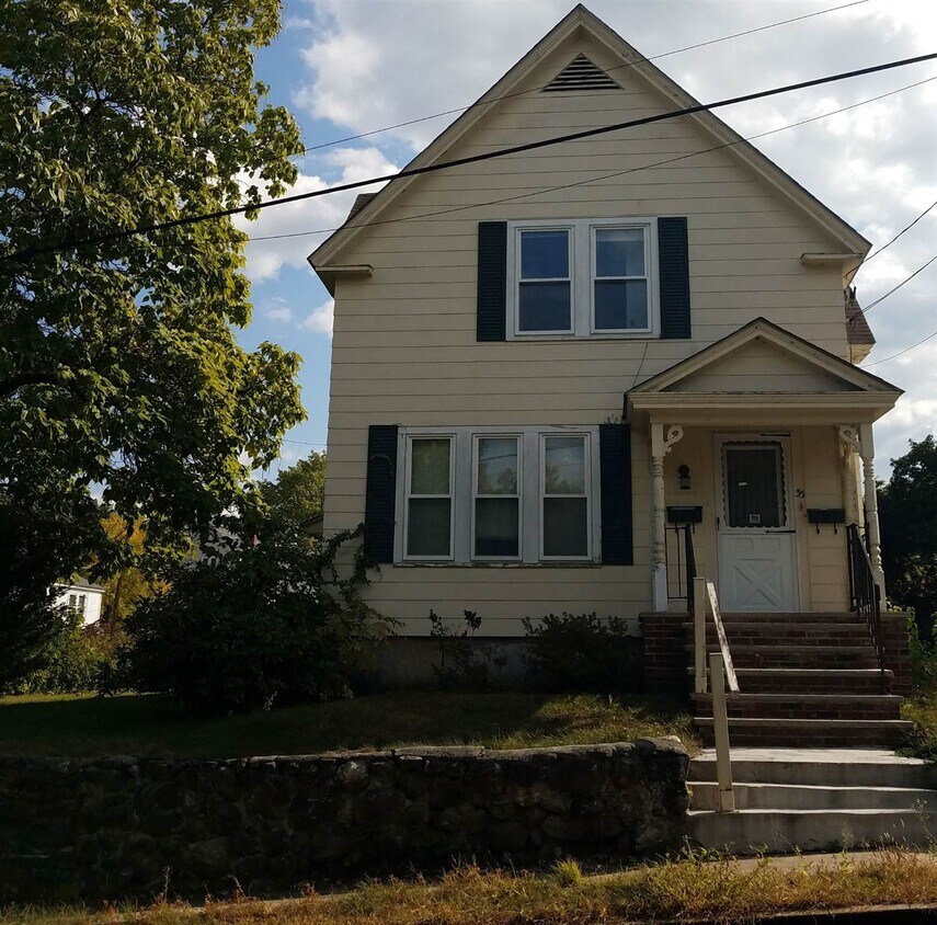 Primary Photo - 33 Lincoln Ave