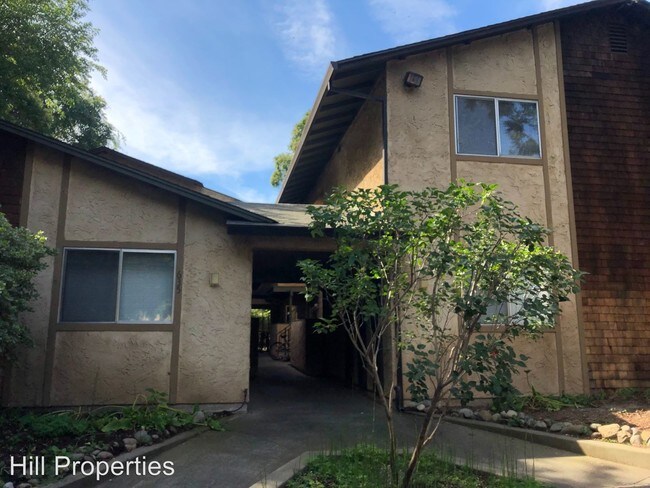 Building Photo - 3 br, 1 bath Room For Rent - 635 W 2nd Avenue
