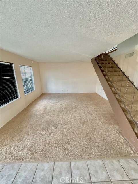 Building Photo - 1060 N Lovekin Blvd
