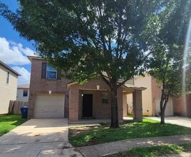 Building Photo - 134 Adelaide Oaks