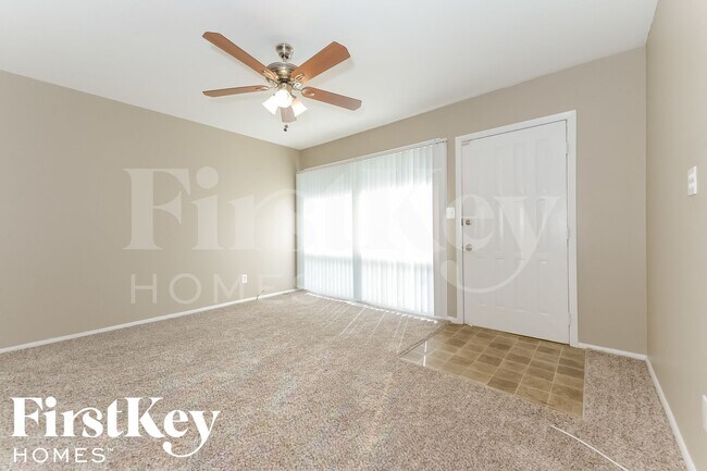 Foto del edificio - 7508 E 50th Terrace