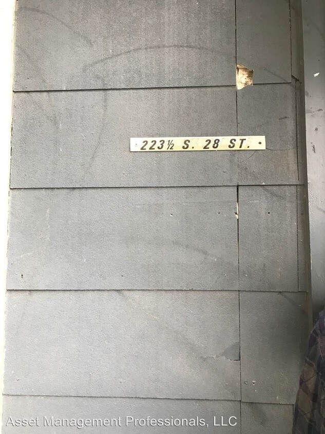 Foto principal - 223 S 28th St
