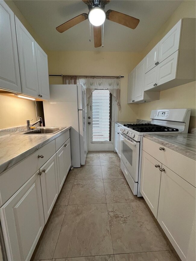 Building Photo - 1141 Meridian Ave