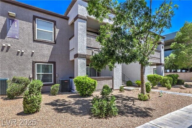 Foto del edificio - Las Vegas Condo For Rent