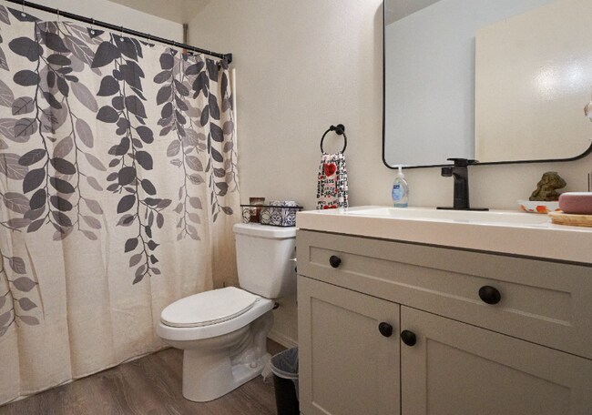 Foto del edificio - 14616 Vía El Camino