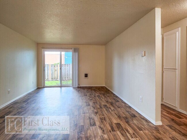 Foto del edificio - 20125 SW Tualatin Valley Hwy
