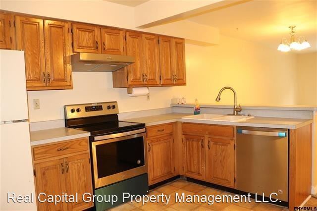 Foto del edificio - 3 br, 2 bath House - 7035 Suzanne Lane