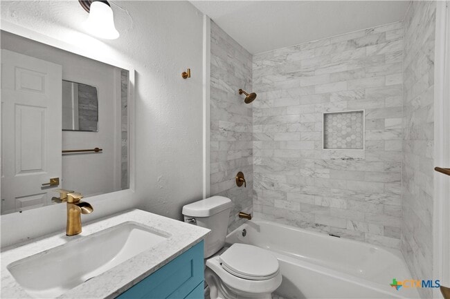 Foto del edificio - 2213 B Valley Forge Ave