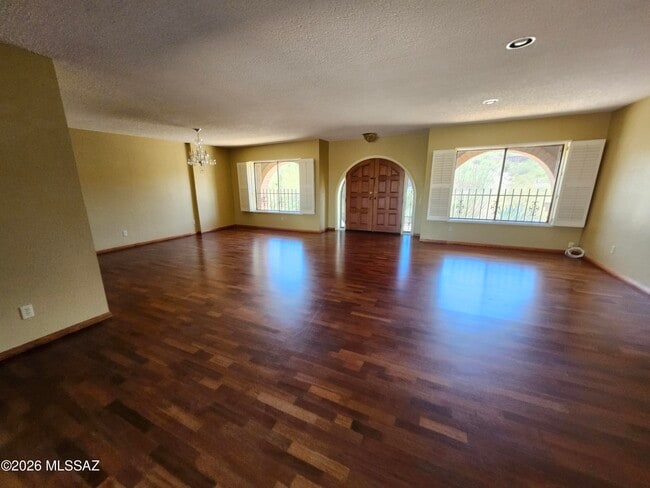 Building Photo - 4841 N Paseo Presidio