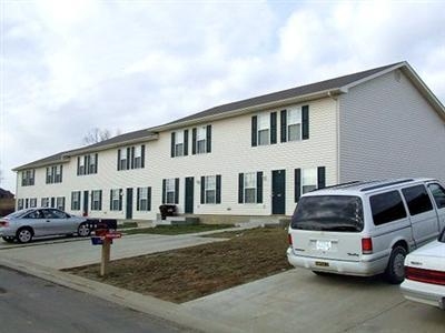 Primary Photo - 819 Vanda Branch Dr
