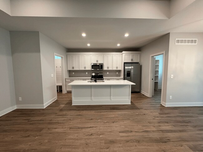 Foto del edificio - 1613 SW Hedgewood Ln