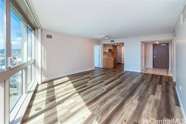 Foto del edificio - 1177 Queen St