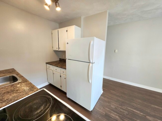 Photo du bâtiment - 242-242 Duke St