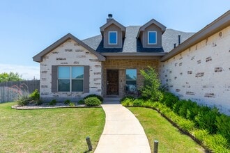 Building Photo - 8319 Cimarron Trail