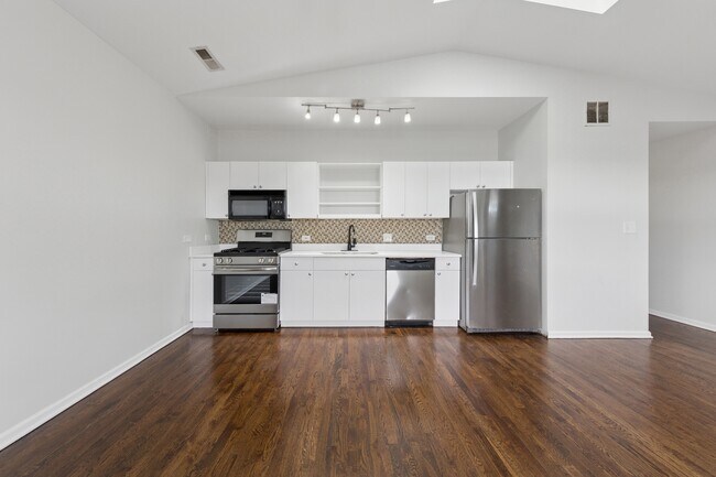 Foto del edificio - 519 S Maplewood Ave