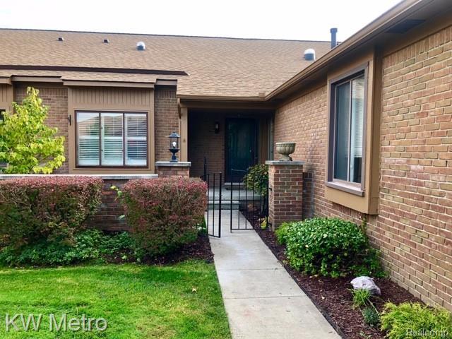 Primary Photo - 2226 London Bridge Dr