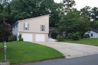 Building Photo - 3765 Manor House Dr