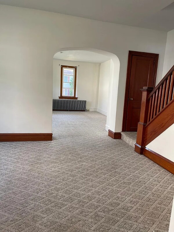 255 N Main St Unit Apt C, Telford, PA 18969 Room for Rent in Telford