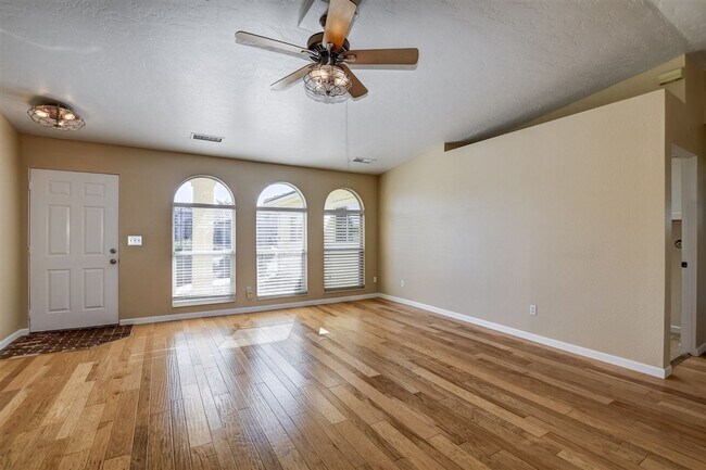 Building Photo - 1766 Boardwalk Ave