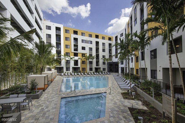 Foto del edificio - 8600 NW 36th St