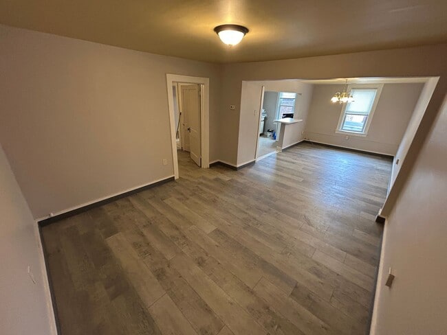 Maple1511-1513 - Maple1511-1513 Apartment