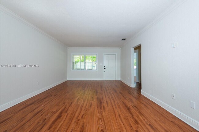 Foto del edificio - 5490 SW 57th Ave