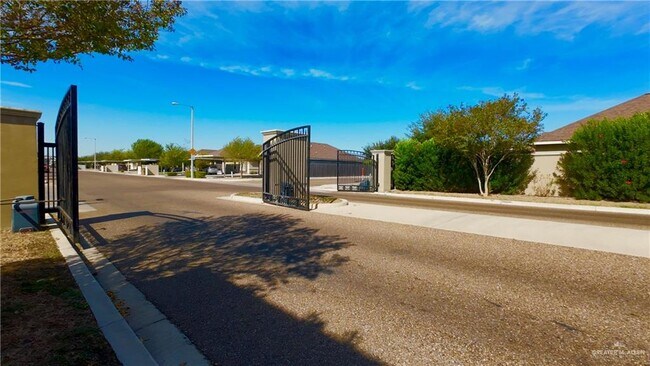 Foto del edificio - 7 Carlisle Ave