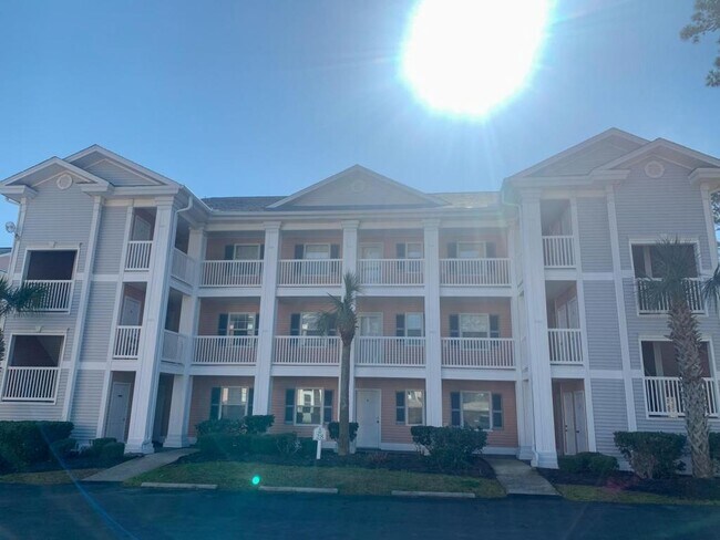 Foto del edificio - 606 Waterway Village Blvd 28A