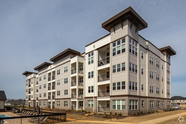 Building Photo - The Robert Apartments