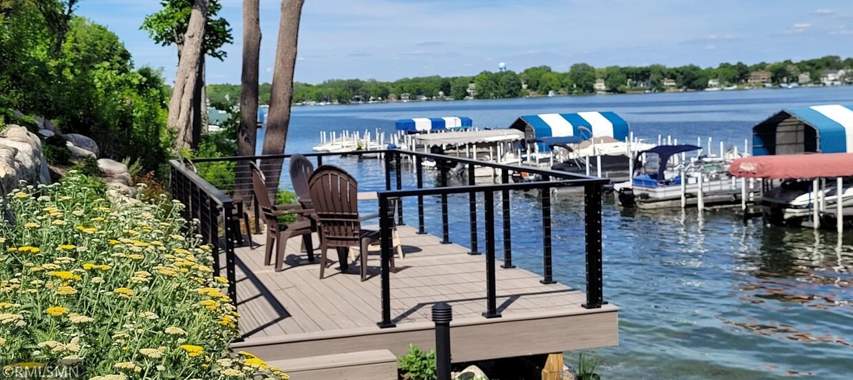 Condo on lake Minnetonka - 4387 Wilshire Blvd