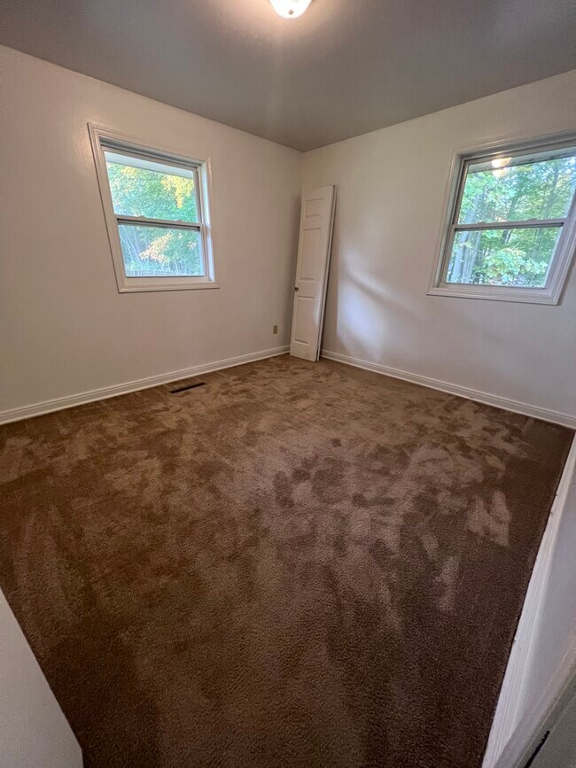 Bedroom 2 - 3456 S Reynolds Ln