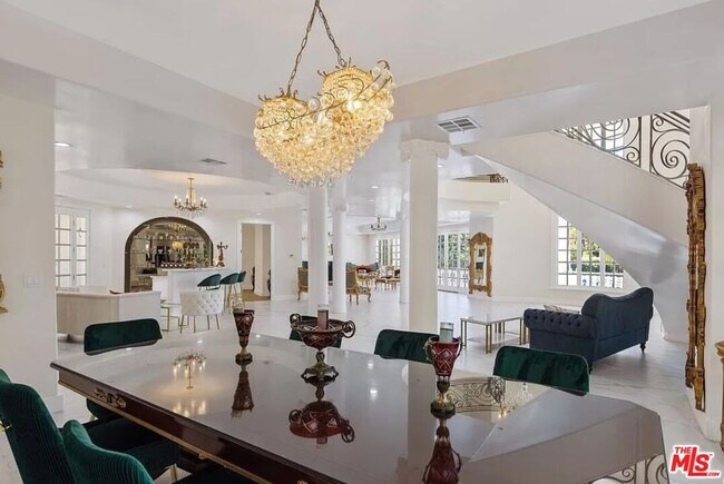 Foto del edificio - 4434 Grimes Pl