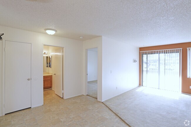 Interior Photo - Windsong Apartments