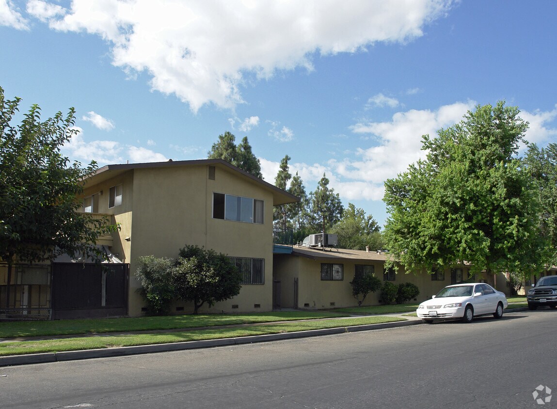 Building Photo - Tamra Terrace Apartments