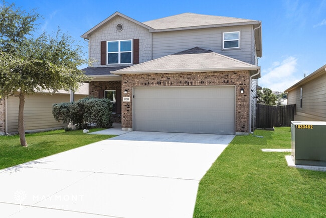 Building Photo - 15210 Pandion Dr