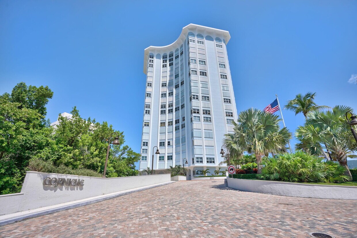 Foto principal - 5200 N Ocean Dr